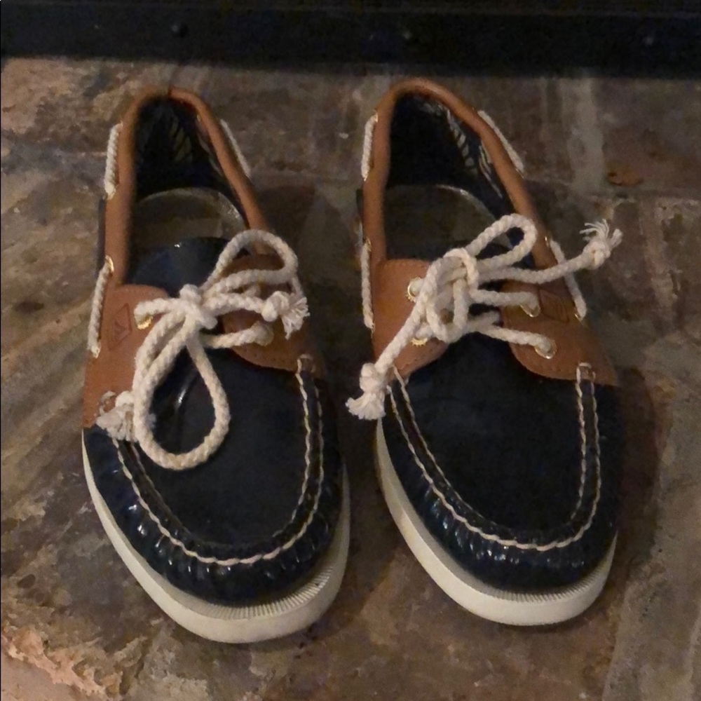 Sperry boat shoes